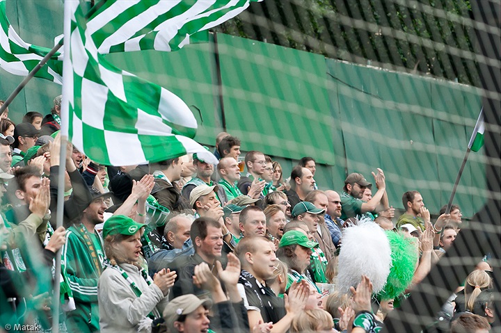 Stadióóón Bohemians, přátelé vítá vás ...