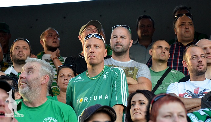 DĚNÍ NA TRIBUNÁCH: Sparta - Bohemians