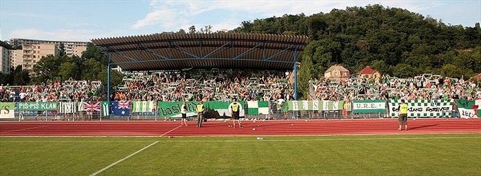 Chystá se závěrečná děkovačka.