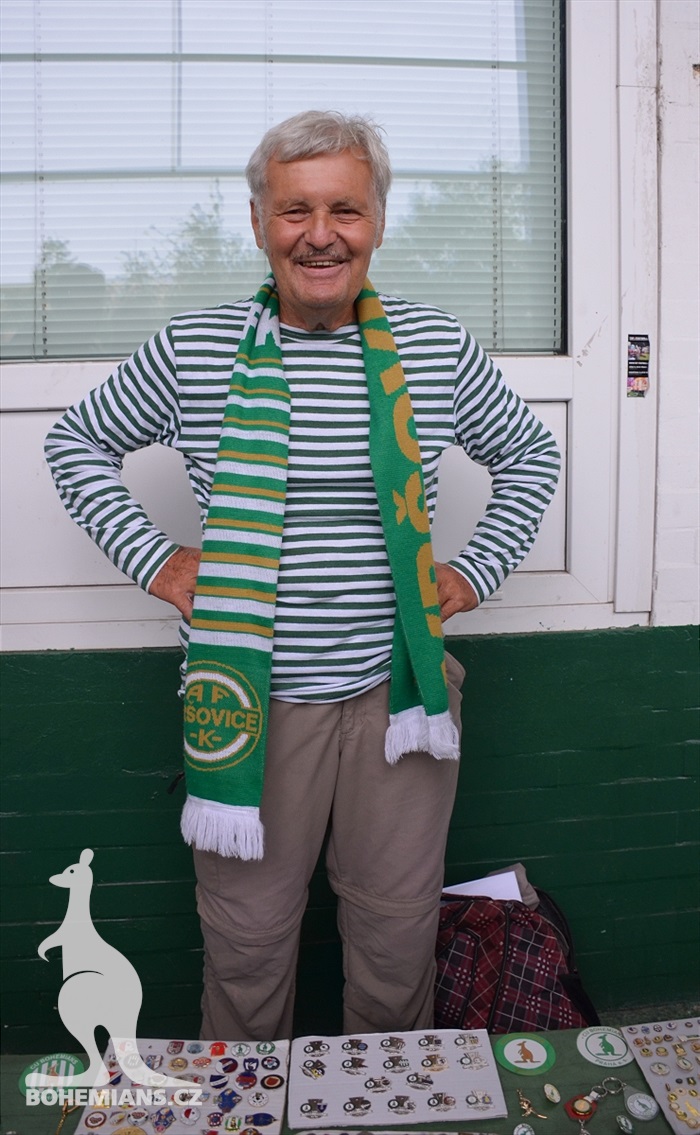 DĚNÍ NA TRIBUNÁCH: Bohemians - Hradec