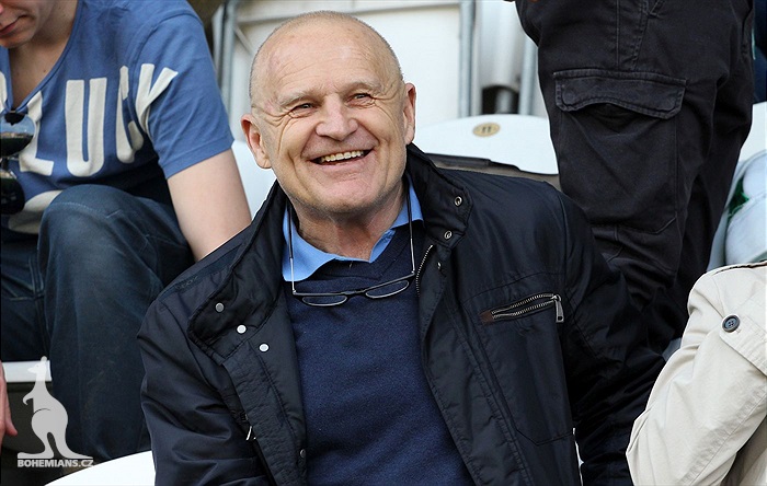 DĚNÍ NA TRIBUNÁCH: Bohemians - Slavia