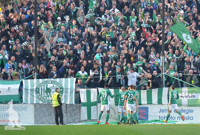 Bohemians - Plzeň 5:2, dění na tribunách