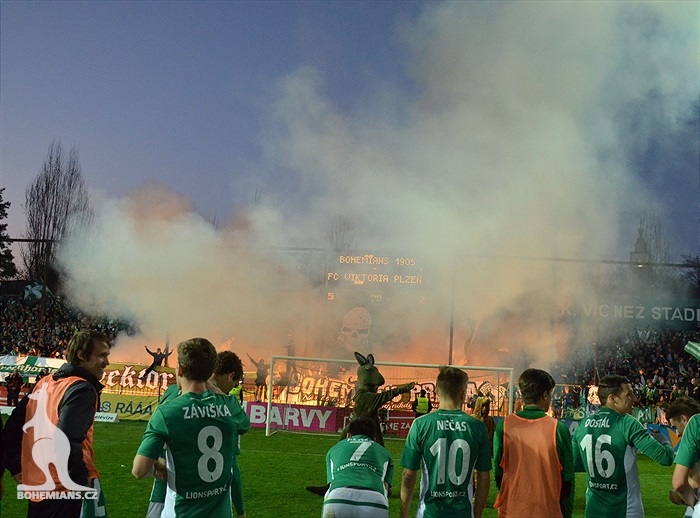 Bohemians - Plzeň 5:2, dění na tribunách