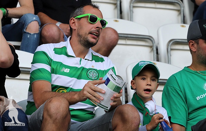 DĚNÍ NA TRIBUNÁCH: Bohemians - Slovácko