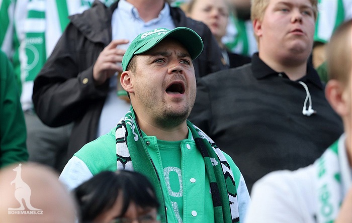 DĚNÍ NA TRIBUNÁCH: Bohemians - Slovácko