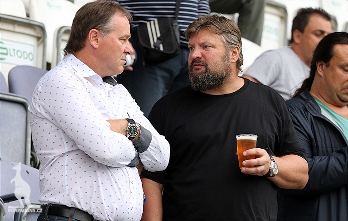 DĚNÍ NA TRIBUNÁCH: Bohemians - Slovácko