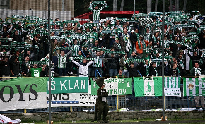 Přes tisíc fanoušků Bohemky v hledišti.