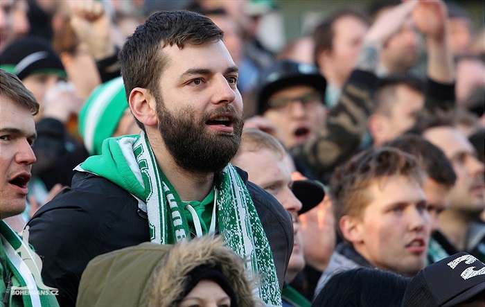Dění na tribunách: Bohemians - Plzeň