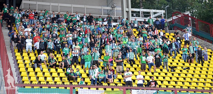 DĚNÍ NA TRIBUNÁCH: Dukla - Bohemians