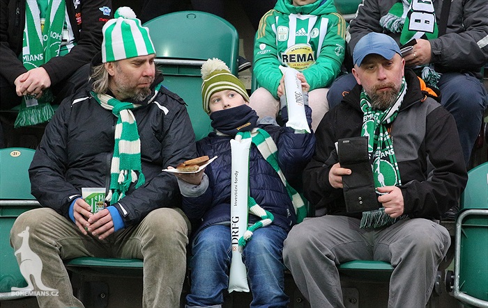 Dění na tribunách: Bohemians - Dukla