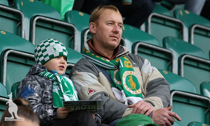 DĚNÍ NA TRIBUNÁCH: Bohemians - Teplice