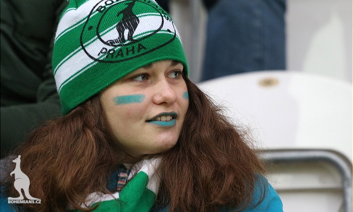 DĚNÍ NA TRIBUNÁCH: Bohemians - Teplice