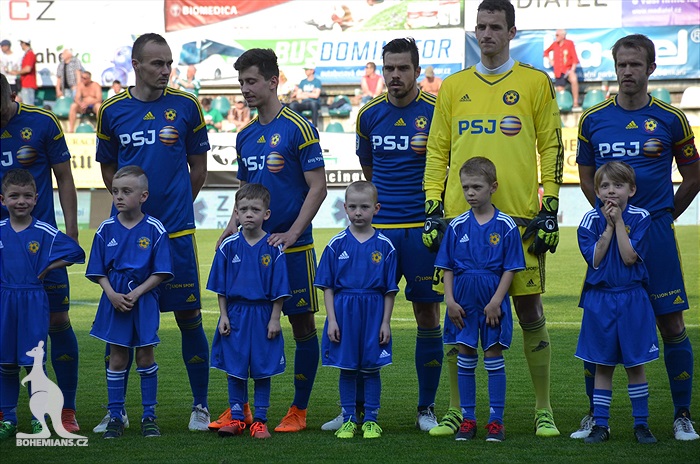 Dění na tribunách Bohemians - Jihlava 1:1