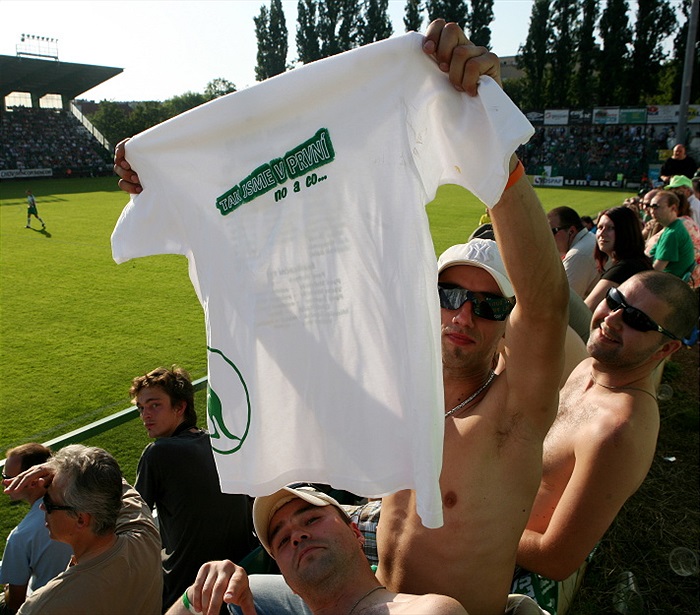 Tak jsme první, no a co...