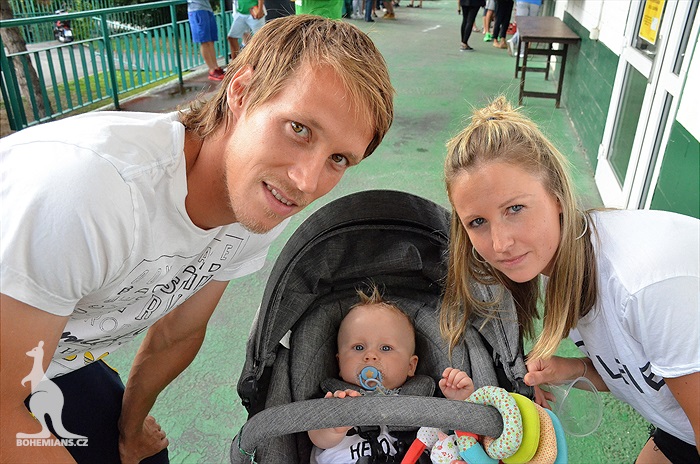 DĚNÍ NA TRIBUNÁCH: Bohemians - Pardubice