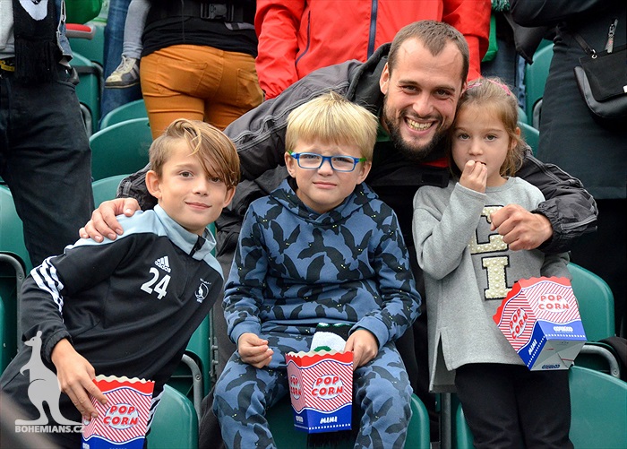 Dění na tribunách: Bohemians - Jablonec