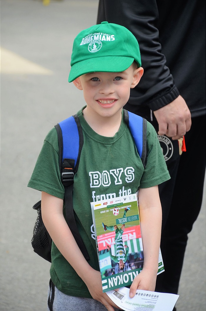 opava_nadstavbajaro_deni na tribunach