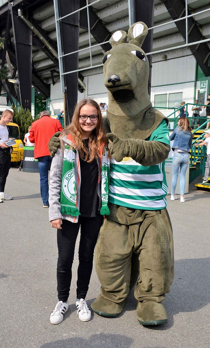 opava_nadstavbajaro_deni na tribunach