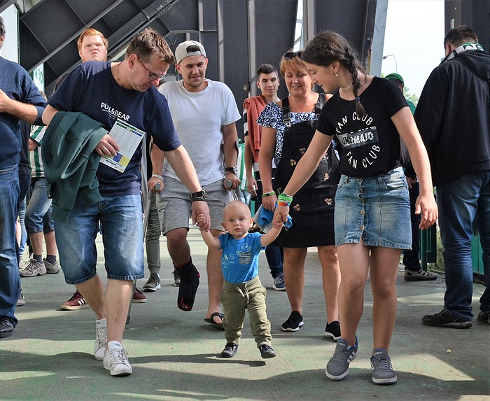 opava_nadstavbajaro_deni na tribunach