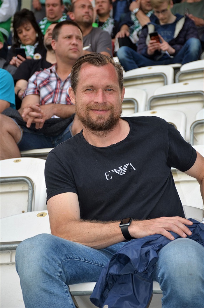 opava_nadstavbajaro_deni na tribunach