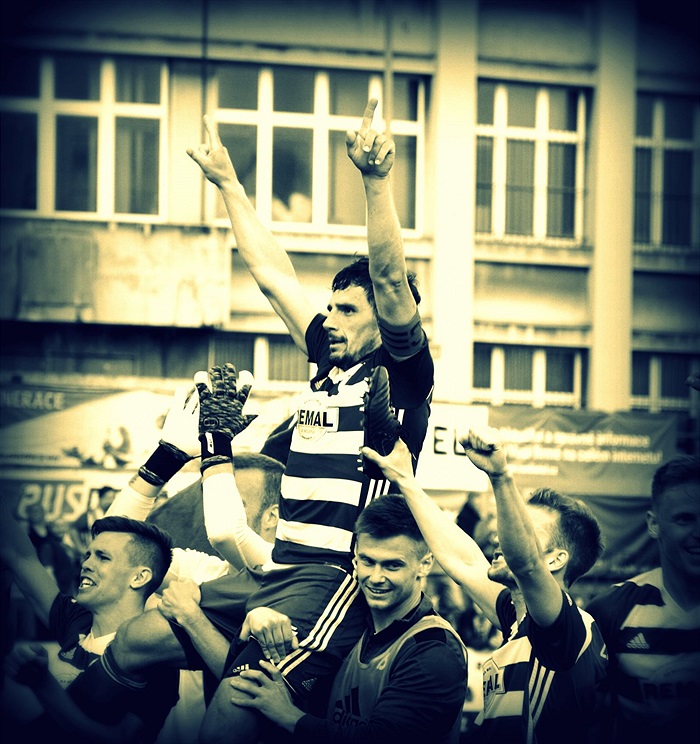 opava_nadstavbajaro_deni na tribunach 