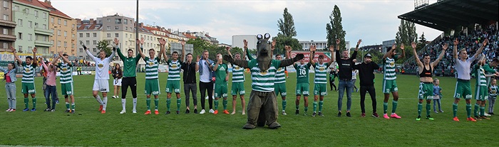 opava_nadstavbajaro_deni na tribunach 