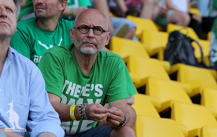 DĚNÍ NA TRIBUNÁCH: Dukla - Bohemians