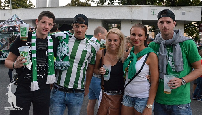 DĚNÍ NA TRIBUNÁCH: Bohemians - Jablonec