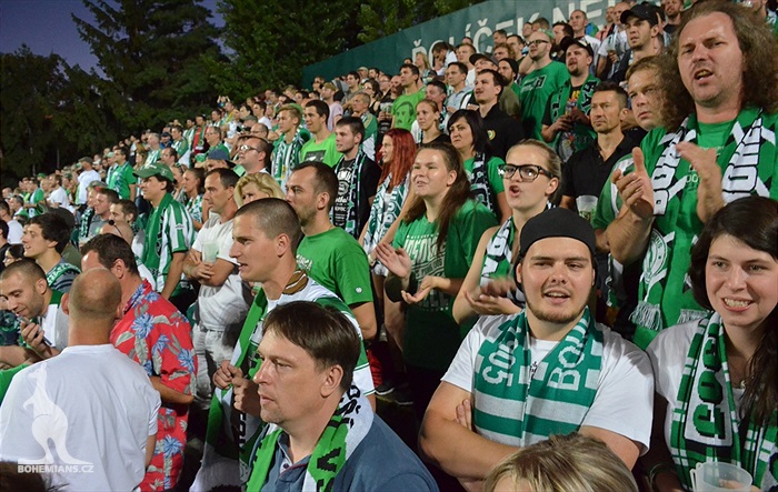 DĚNÍ NA TRIBUNÁCH: Bohemians - Jablonec