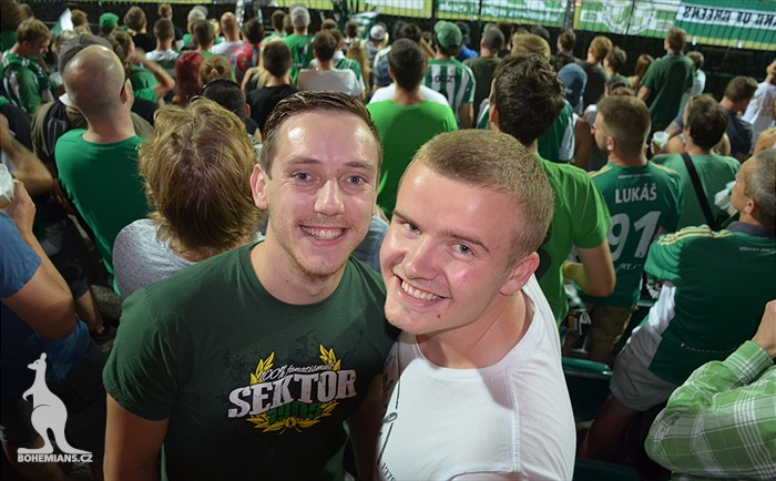 DĚNÍ NA TRIBUNÁCH: Bohemians - Jablonec