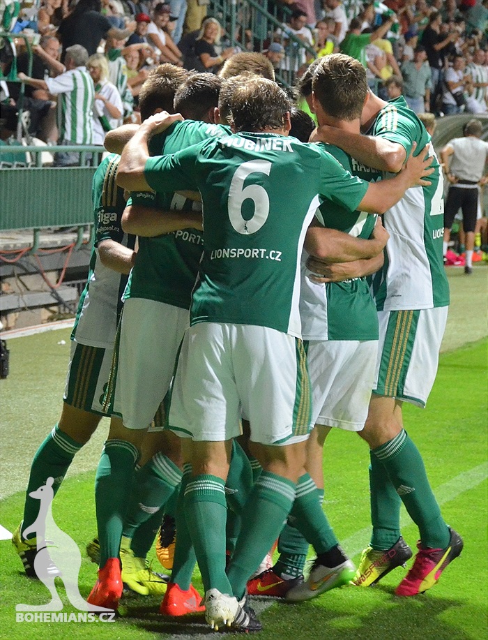 DĚNÍ NA TRIBUNÁCH: Bohemians - Jablonec