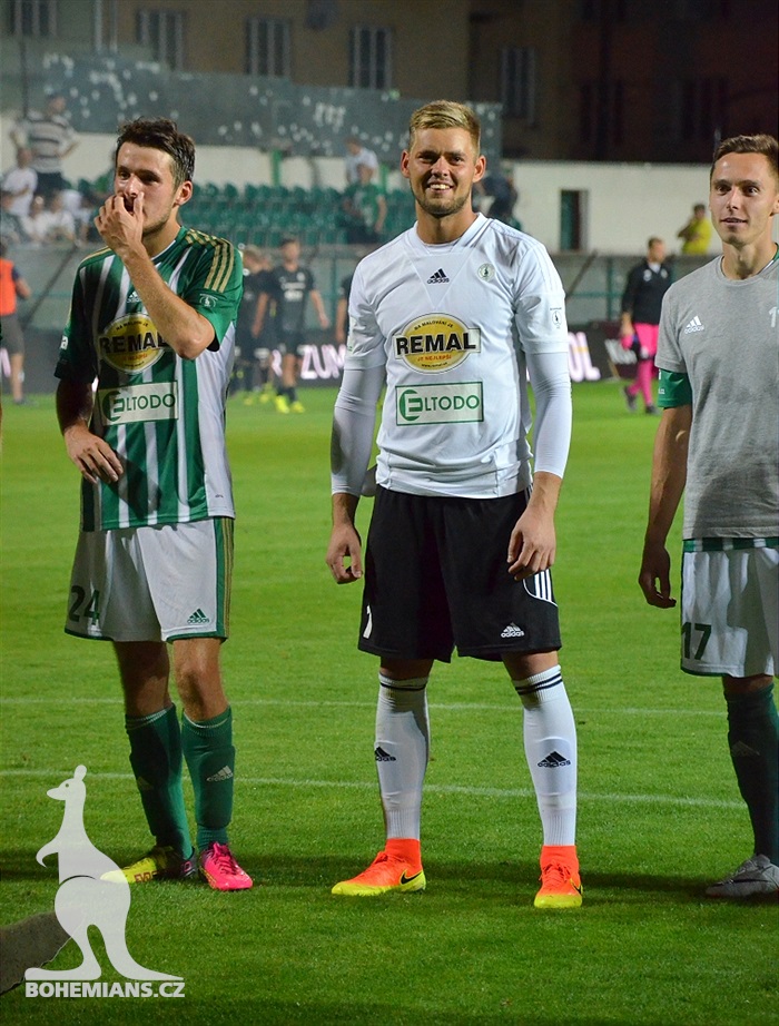 DĚNÍ NA TRIBUNÁCH: Bohemians - Jablonec