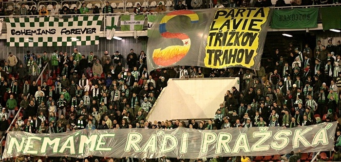 Choreo fanoušků Bohemky.