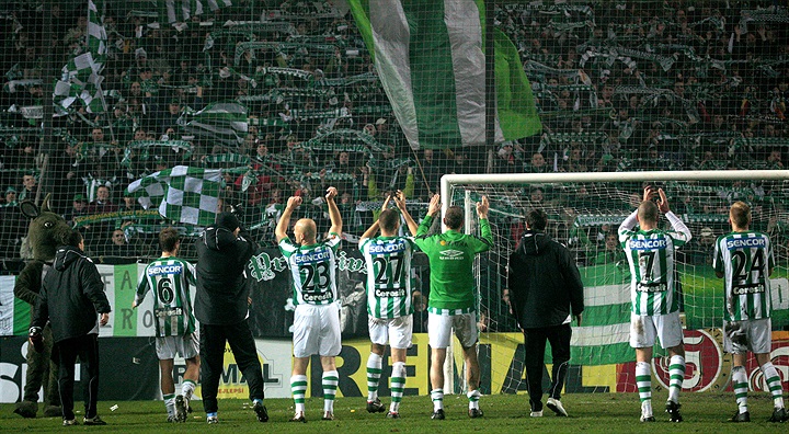 Chceme fanoušky na stadionu, říkají hráči i klub