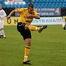 Marek Nikl pálí.