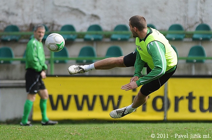 Předzápasový trénink v Ďolíčku. Bohemka se připravuje na Příbram.