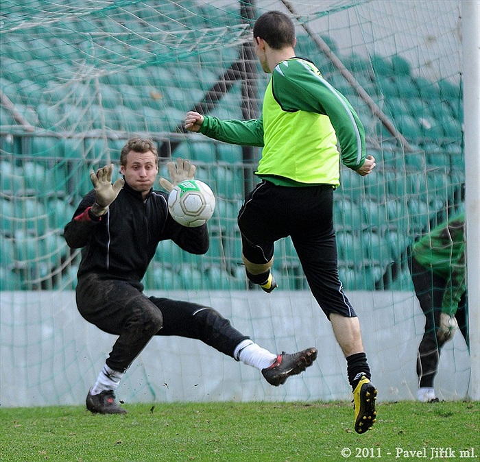 Předzápasový trénink v Ďolíčku. Bohemka se připravuje na Příbram.
