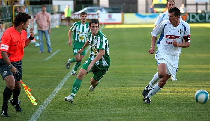 Bartek si obhazuje soupeře.