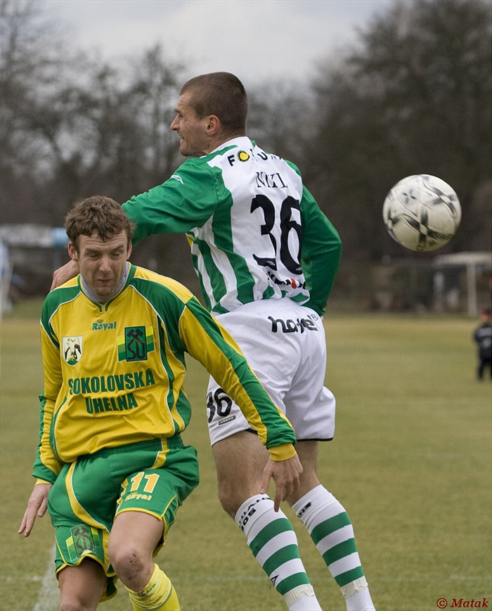 Marek Nikl odehrál zápas na stoperu.