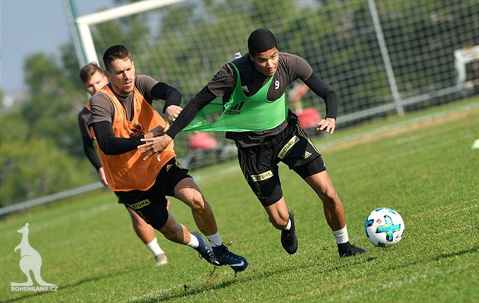 Páteční dopolední trénink