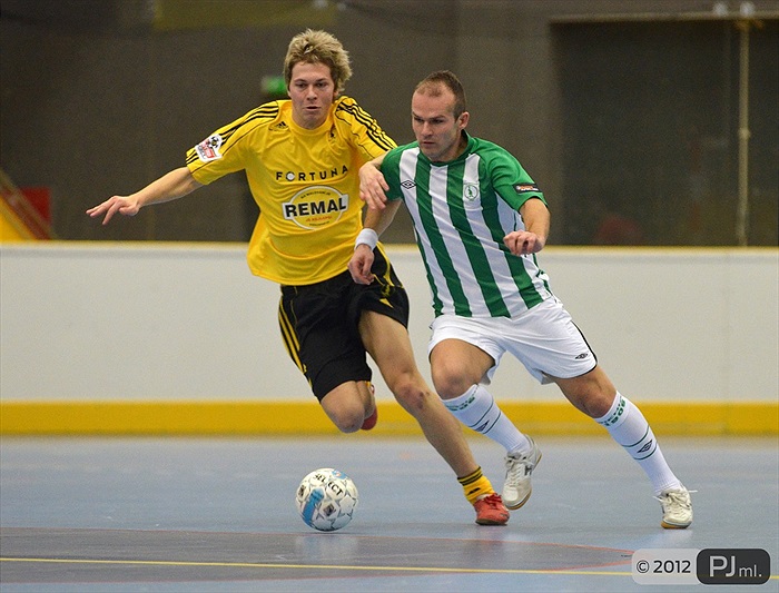 Futsal vs Fotbal 8:1 (4:0)
