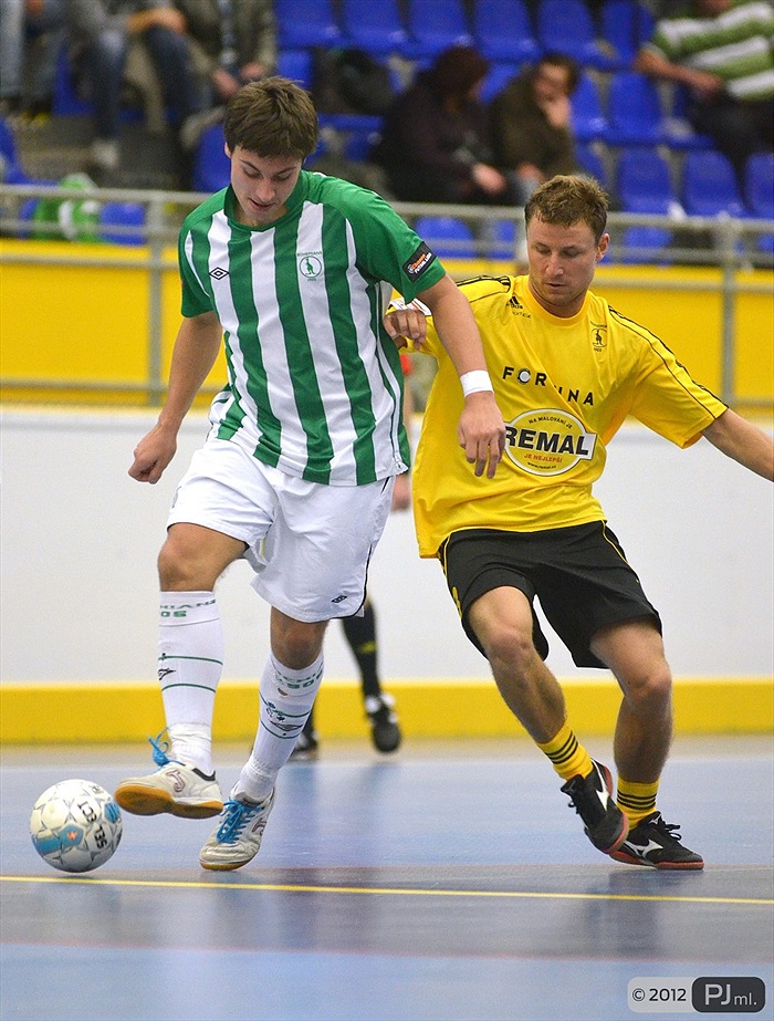 Futsal vs Fotbal 8:1 (4:0)