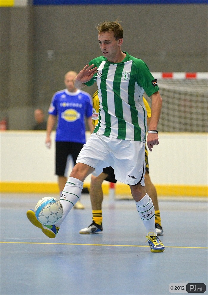 Futsal vs Fotbal 8:1 (4:0)