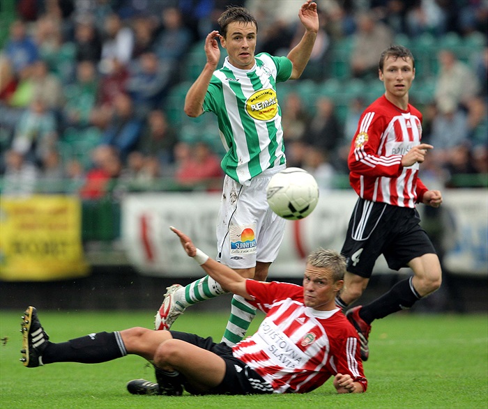 Moravec v tahu na branku.