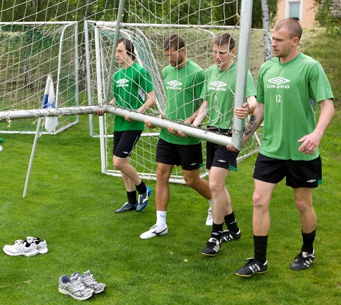 První trénink letní přípravy v Hrdlořezích.