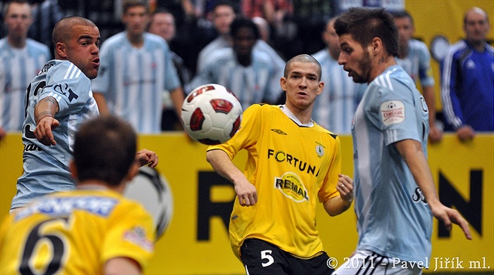 Fortuna Víkend šampionů, utkání se Slovanem Bratislava