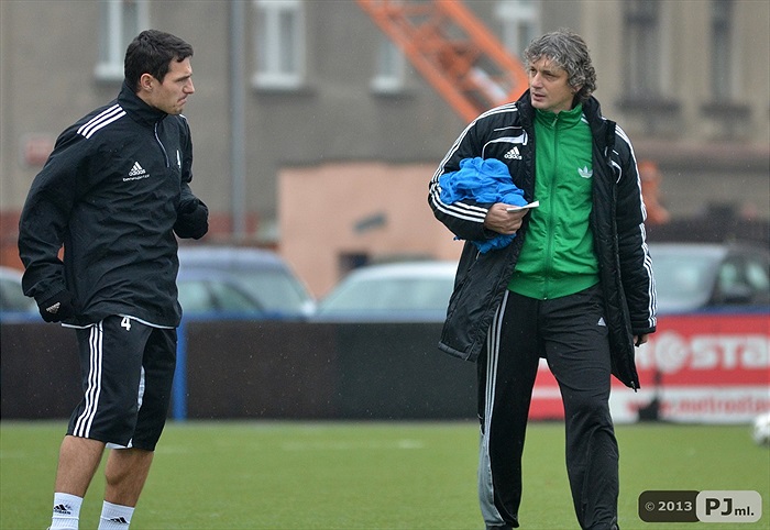 V úterý pokračovala příprava na hřišti