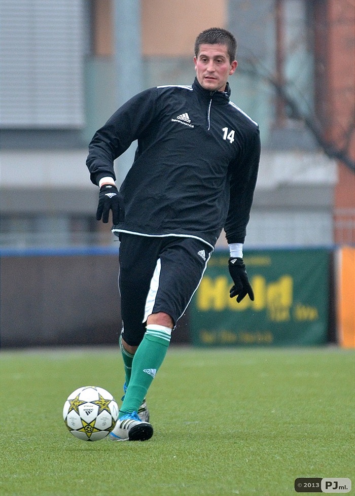 V úterý pokračovala příprava na hřišti