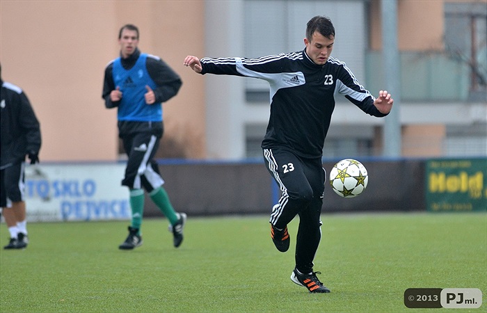 V úterý pokračovala příprava na hřišti