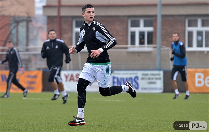 V úterý pokračovala příprava na hřišti